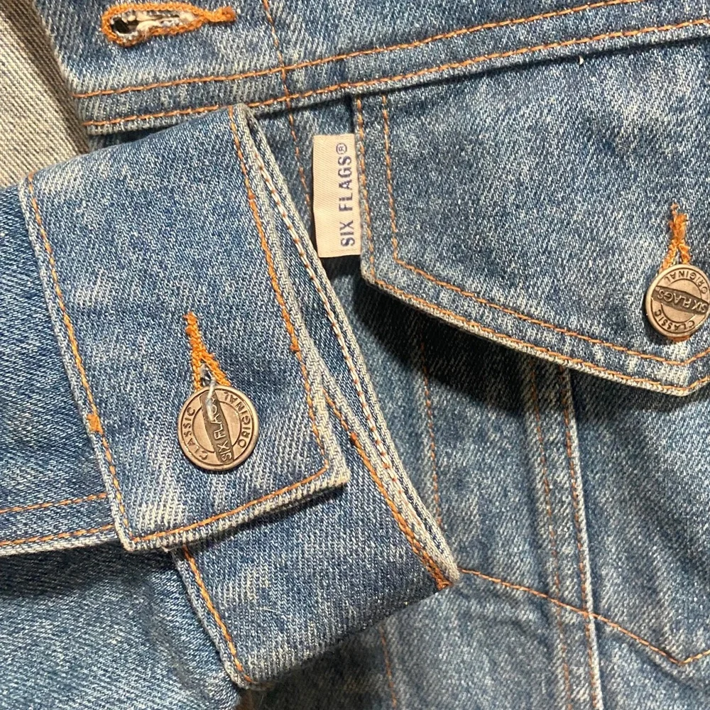 Warner Bros. Cartoon Character Denim Jacket - Picture 6 of 6